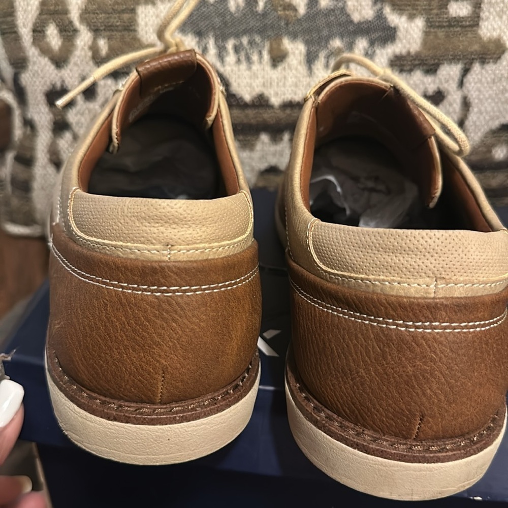 Dockers - Picture 4 of 4